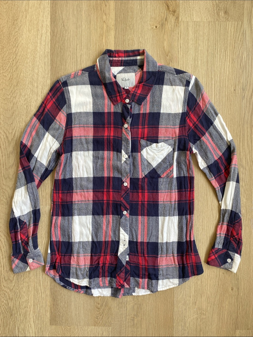 Rails Plaid Button Down Shirt Small Navy Red White Long Sleeve Flannel - Picture 2 of 11